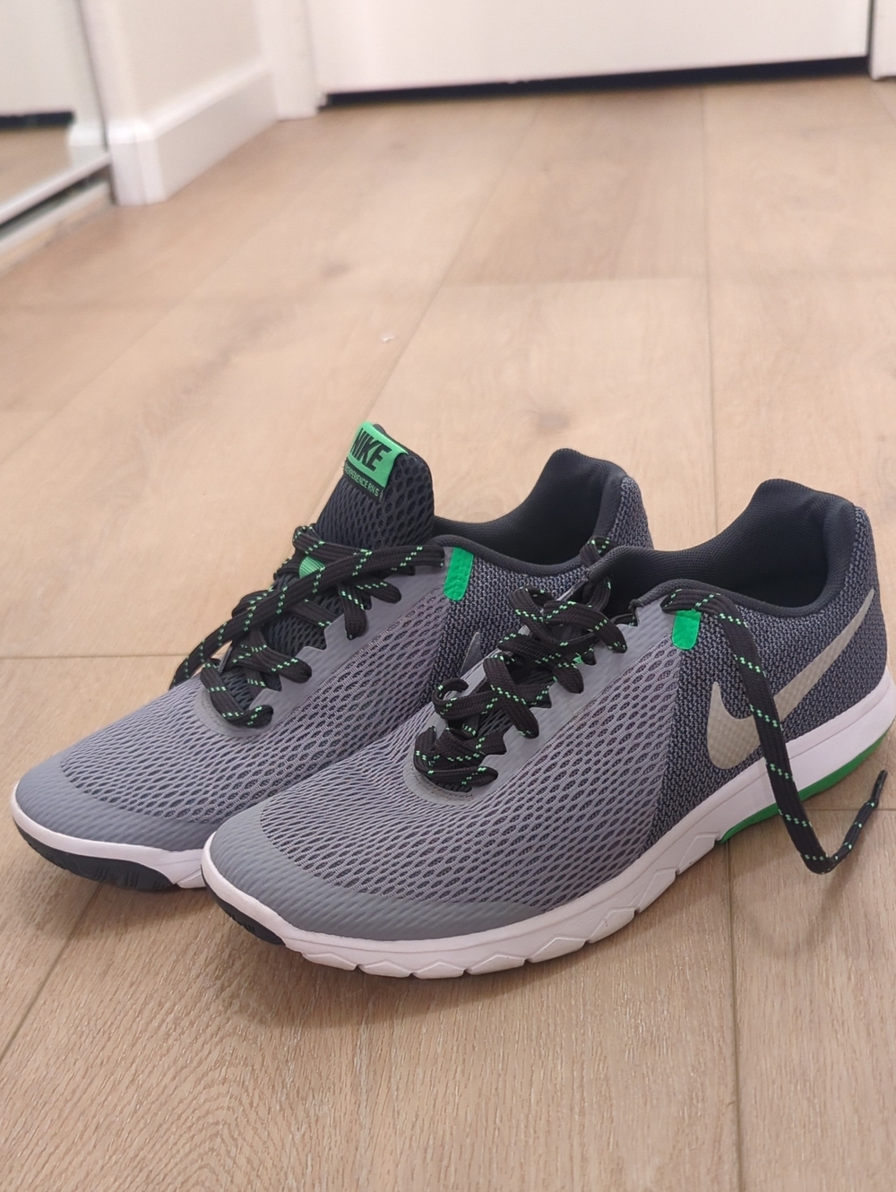Nike Men’s RN5